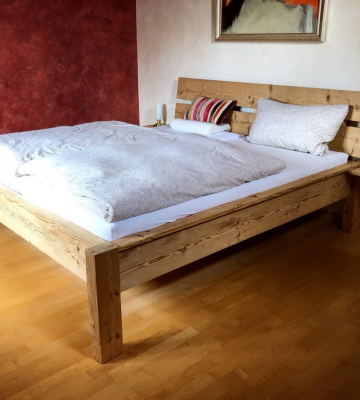 Altholzbett