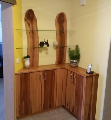 Sideboard in Apfelbaum